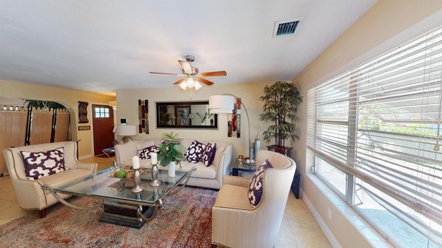 1630 40th Street, West Palm Beach, FL 33407