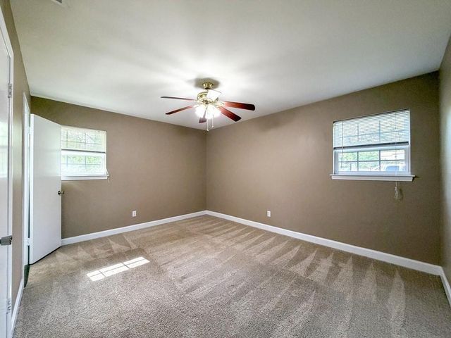 6868 Bay Road, Mobile, AL 36605