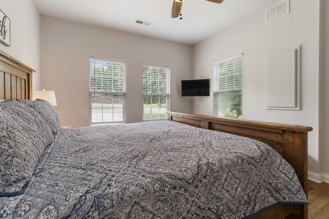 2394 Roberts Bend Road, Burnside, KY 42519