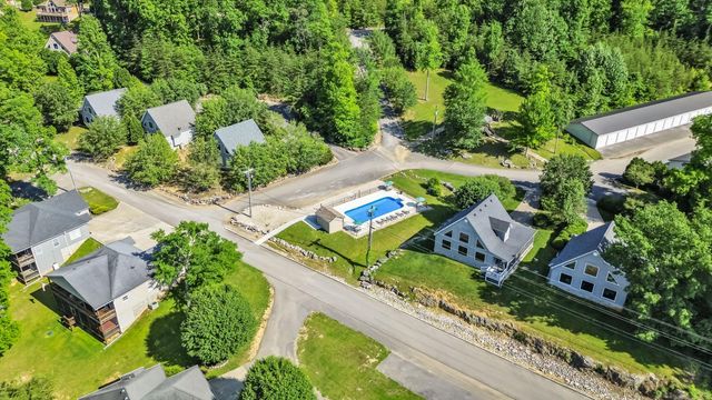 2394 Roberts Bend Road, Burnside, KY 42519