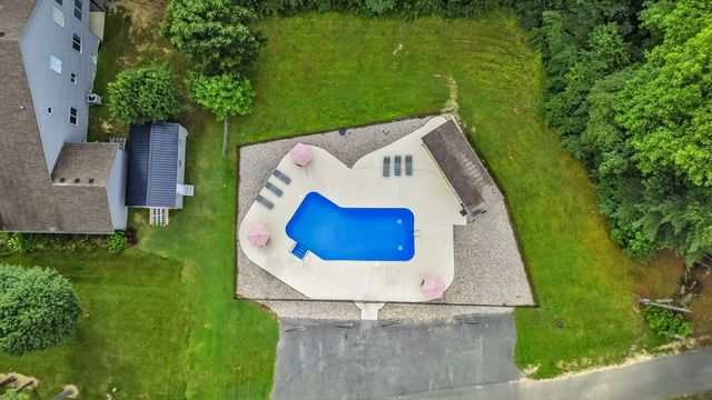2394 Roberts Bend Road, Burnside, KY 42519