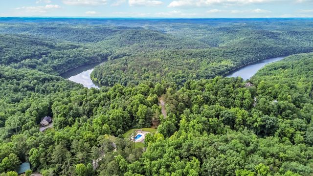 2394 Roberts Bend Road, Burnside, KY 42519