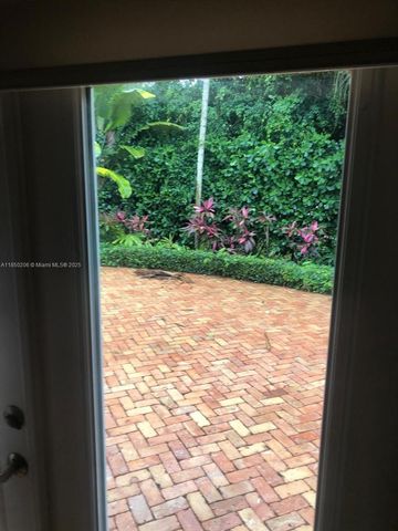 1512 Certosa Ave 1512, Coral Gables, FL 33146