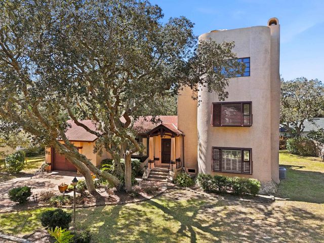 10 Lydia Ln, St Augustine, FL 32080