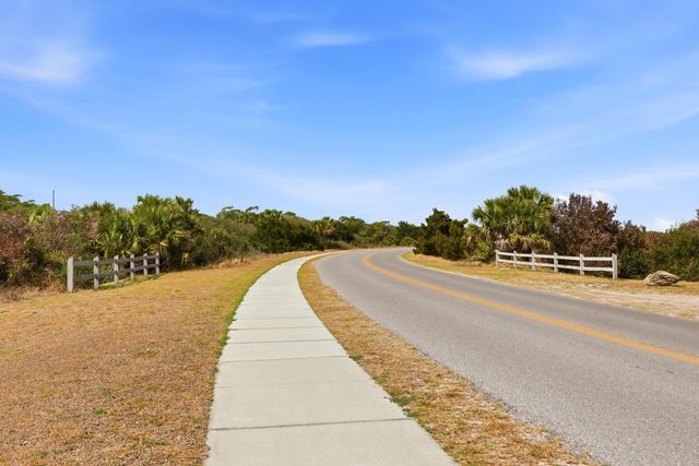 10 Lydia Ln, St Augustine, FL 32080