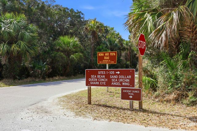 10 Lydia Ln, St Augustine, FL 32080