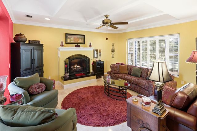 10 Lydia Ln, St Augustine, FL 32080