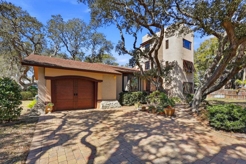 10 Lydia Ln, St Augustine, FL 32080