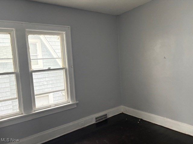 3288 Cedarbrook Road, Cleveland Heights, OH 44118