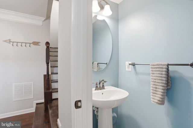 806 FOXLEIGH WAY, Middle River, MD 21220