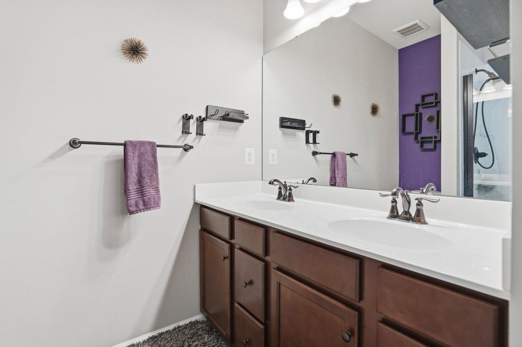 Image 19 of property listing at 806 FOXLEIGH WAY, Middle River, MD 21220