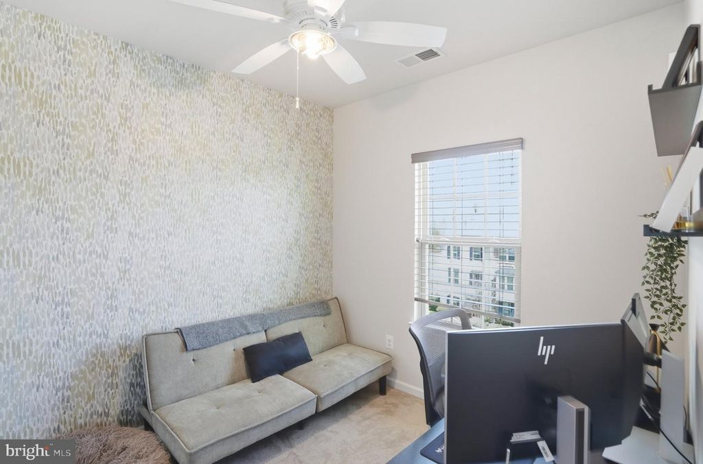 Image 24 of property listing at 806 FOXLEIGH WAY, Middle River, MD 21220