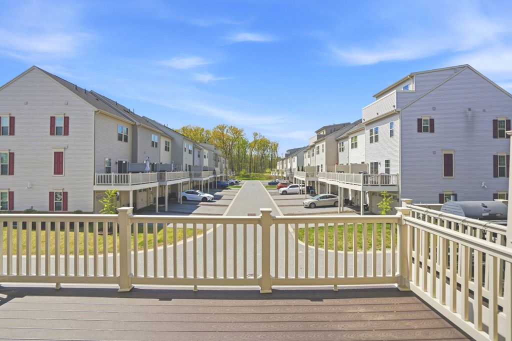 Image 27 of property listing at 806 FOXLEIGH WAY, Middle River, MD 21220