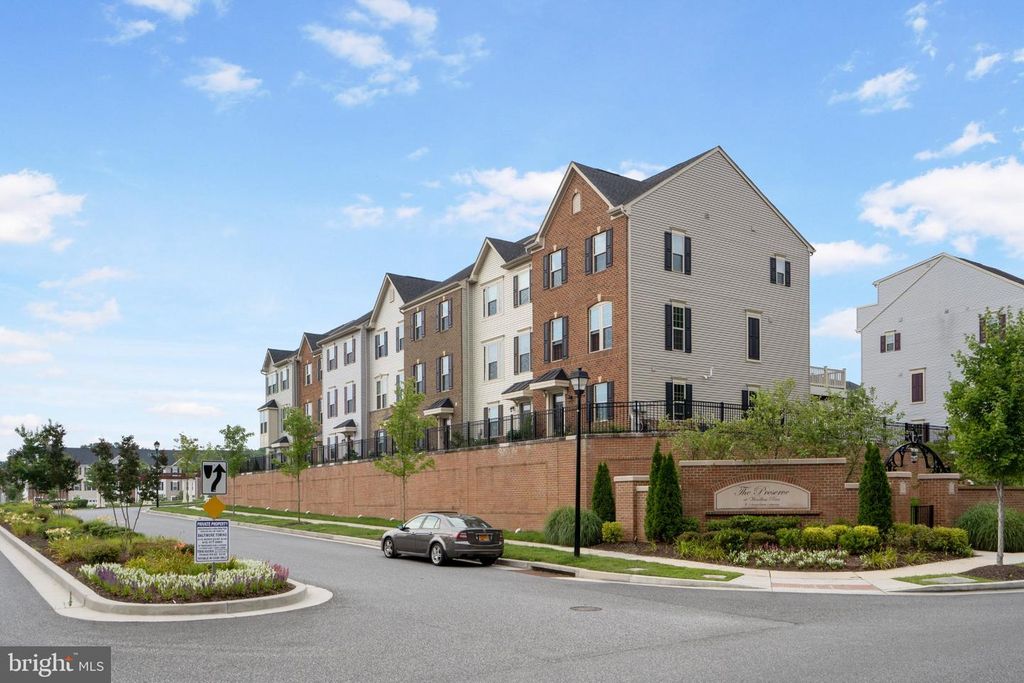 Image 29 of property listing at 806 FOXLEIGH WAY, Middle River, MD 21220