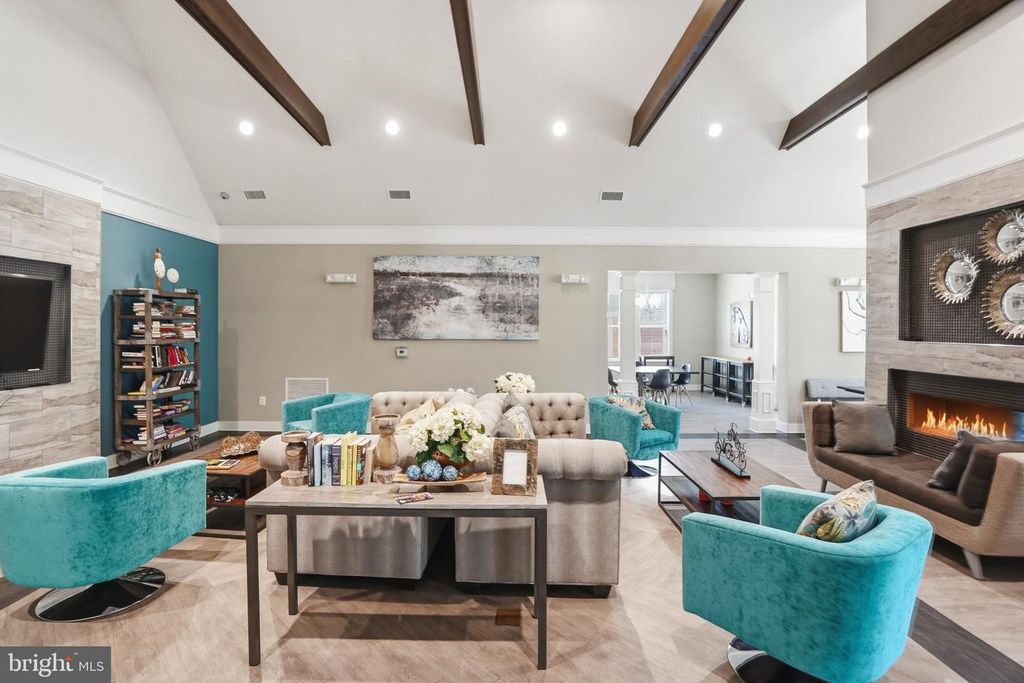 Image 32 of property listing at 806 FOXLEIGH WAY, Middle River, MD 21220