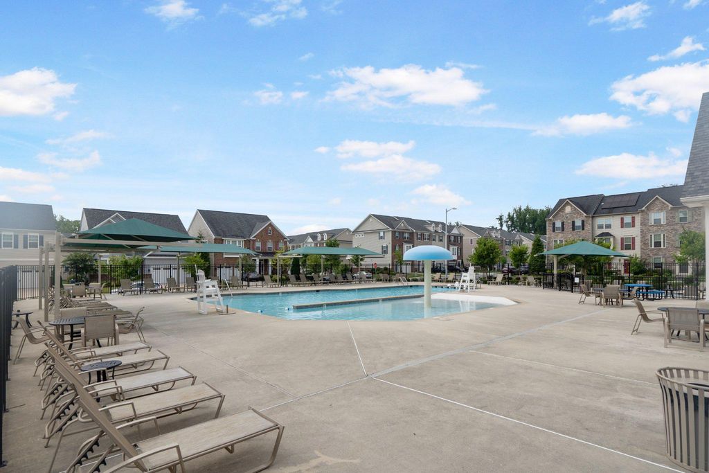 Image 35 of property listing at 806 FOXLEIGH WAY, Middle River, MD 21220