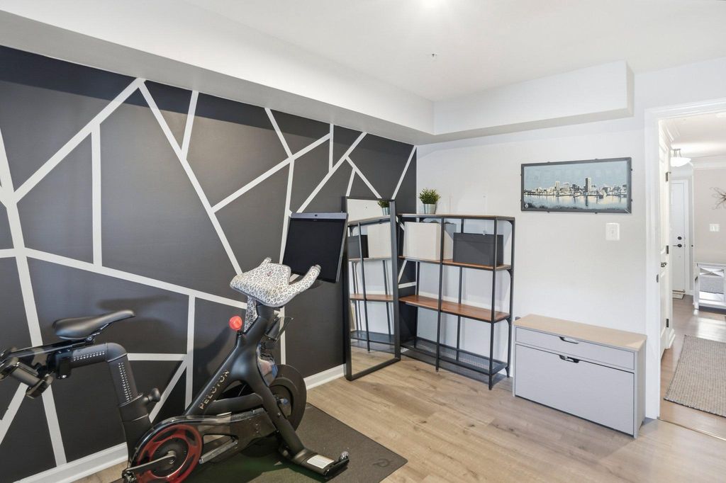 Image 4 of property listing at 806 FOXLEIGH WAY, Middle River, MD 21220