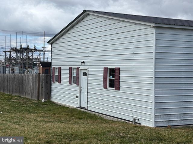 1301 ECHO STREET, Martinsburg, WV 25404