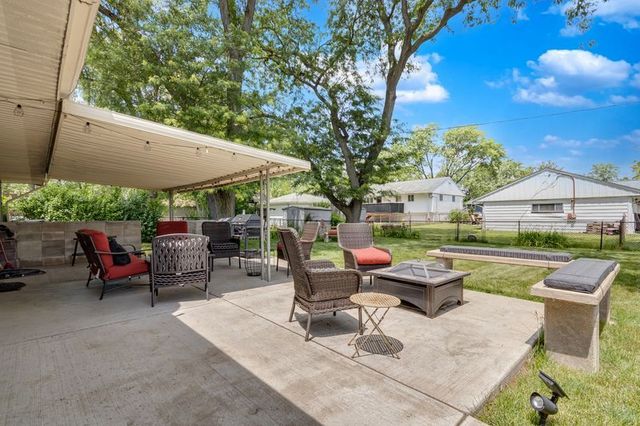 337 E Clark Street, Glenwood, IL 60425