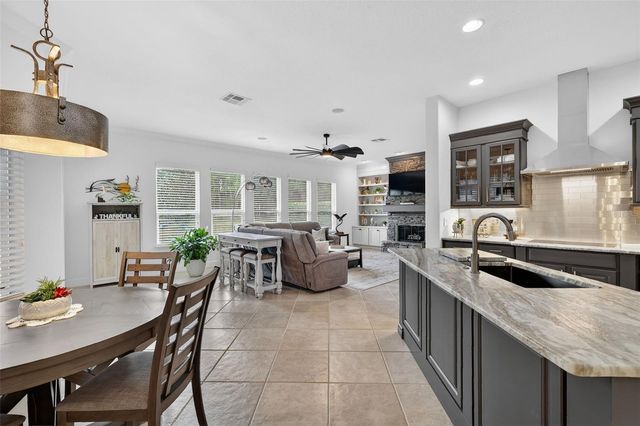 1051 JULIETTE BOULEVARD, Mount Dora, FL 32757