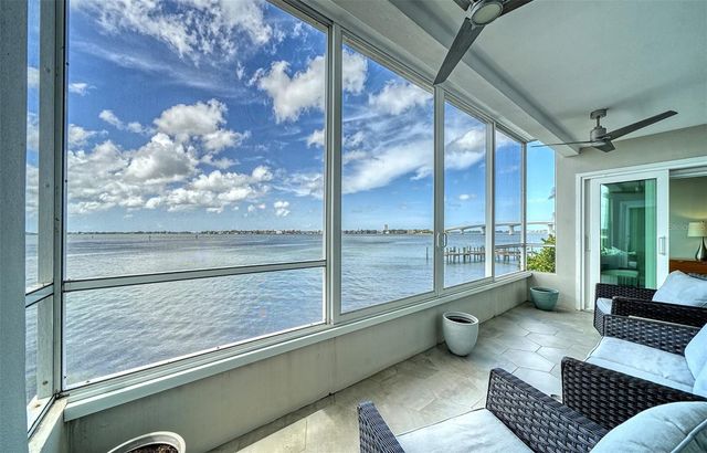 400 GOLDEN GATE POINT 22, Sarasota, FL 34236