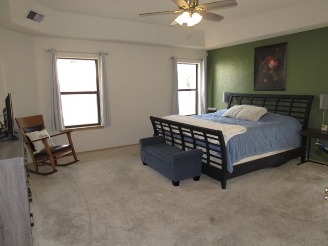 9917 Denali Road NE, Albuquerque, NM 87111