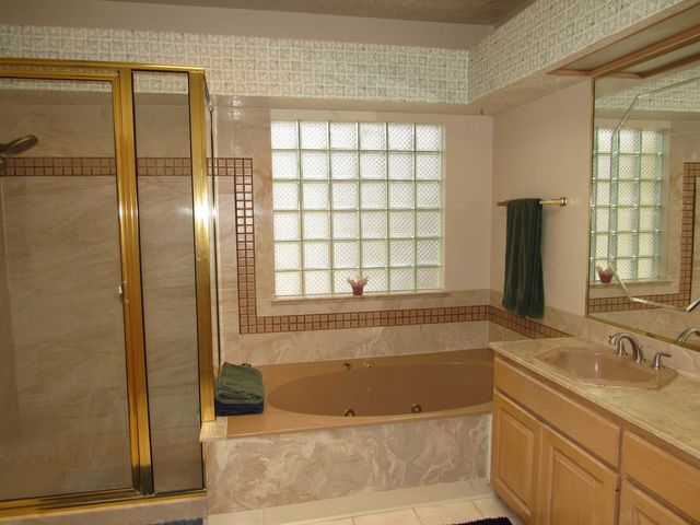 9917 Denali Road NE, Albuquerque, NM 87111