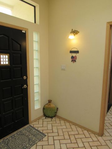9917 Denali Road NE, Albuquerque, NM 87111