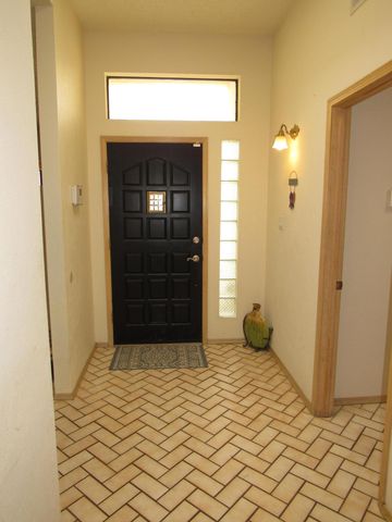 9917 Denali Road NE, Albuquerque, NM 87111