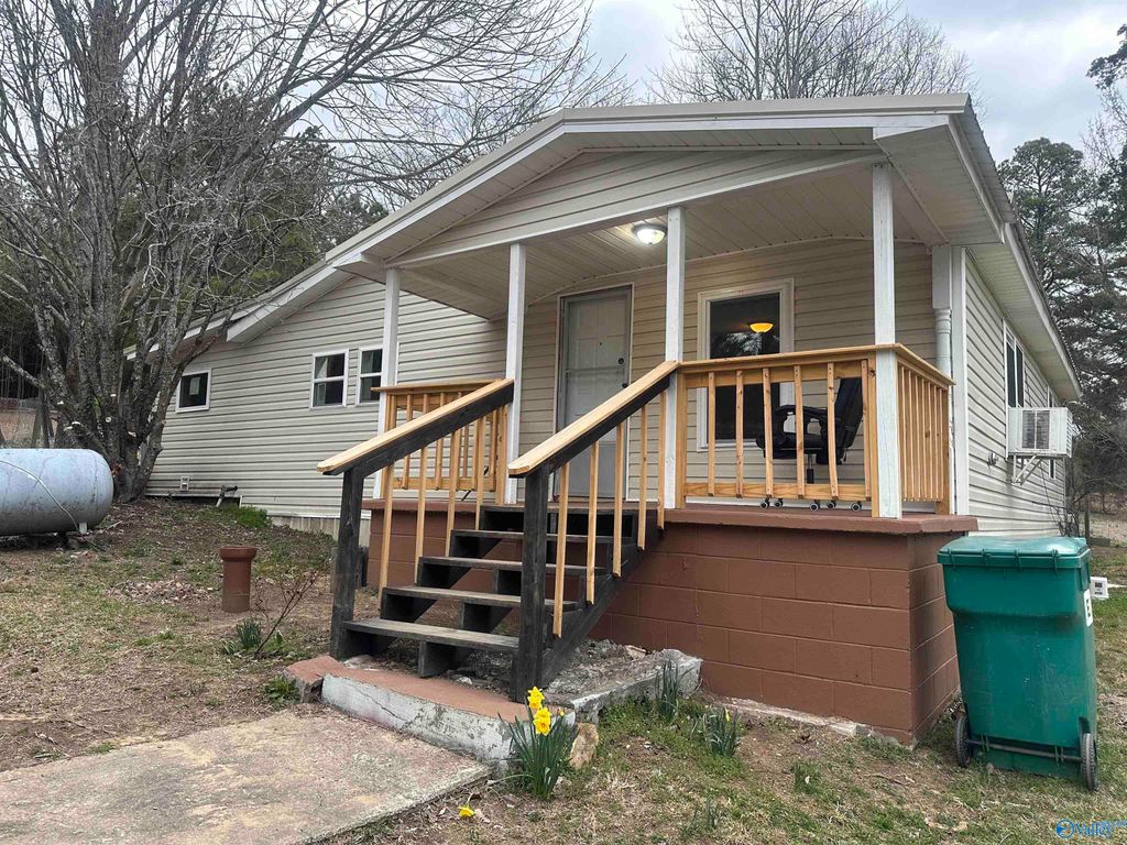 4015 Scenic Hwy, Gadsden, AL 35901