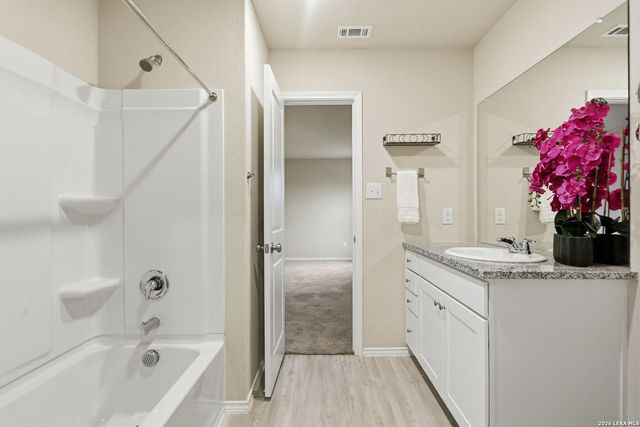 8726 Braun Shelf, San Antonio, TX 78254