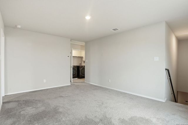 8726 Braun Shelf, San Antonio, TX 78254
