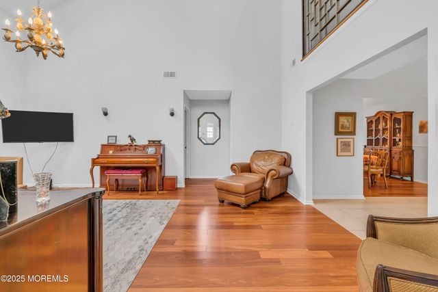 107 Clubhouse Lane, Marlboro, NJ 07746