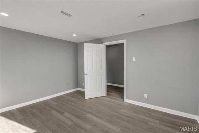 3325 Chippewa Street, St Louis, MO 63118