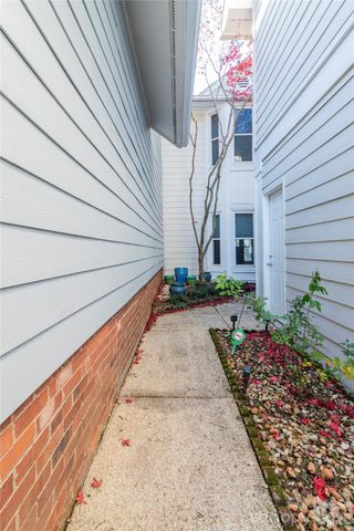 807 Greenleaf Avenue, Charlotte, NC 28202