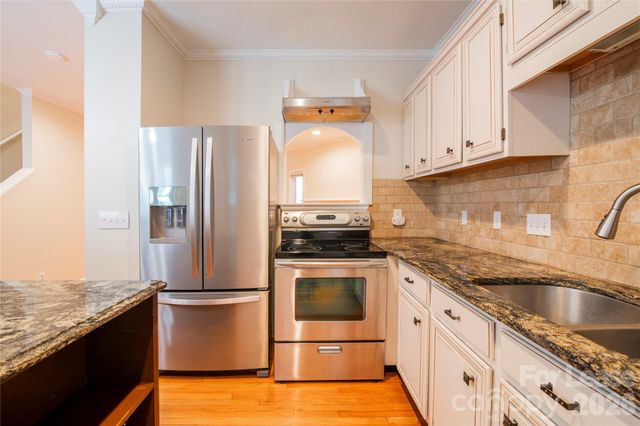 807 Greenleaf Avenue, Charlotte, NC 28202