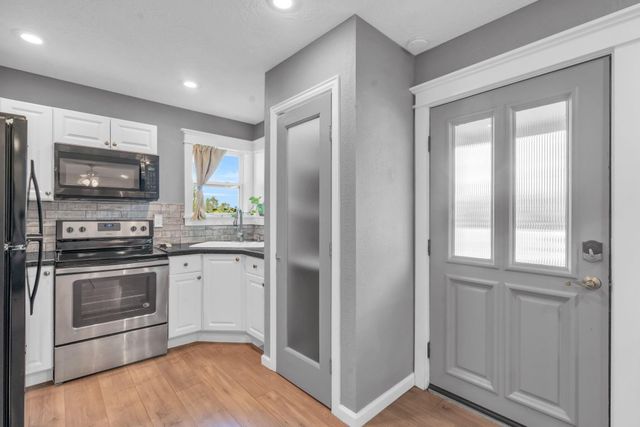 17821 Brown Road, Conroe, TX 77306