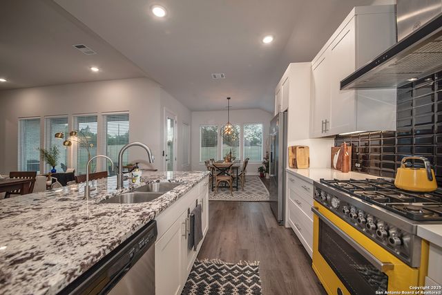 29919 CAPSTONE WALK, Boerne, TX 78015