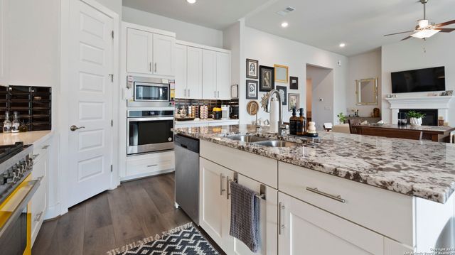 29919 CAPSTONE WALK, Boerne, TX 78015