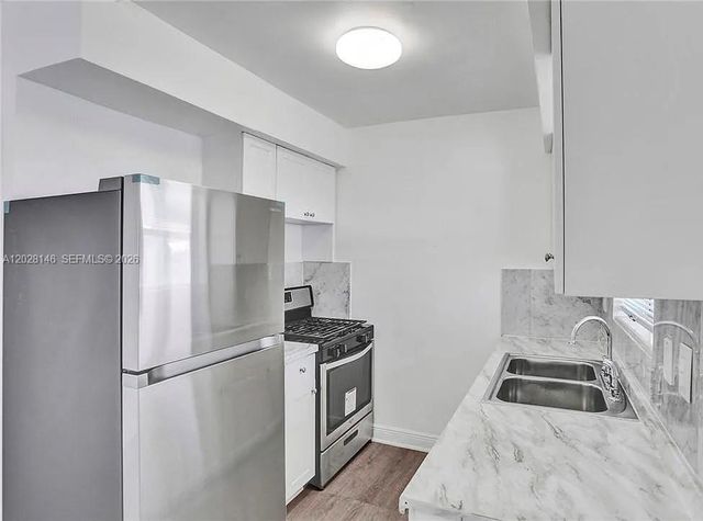 2627 Lincoln Street, Hollywood, FL 33020