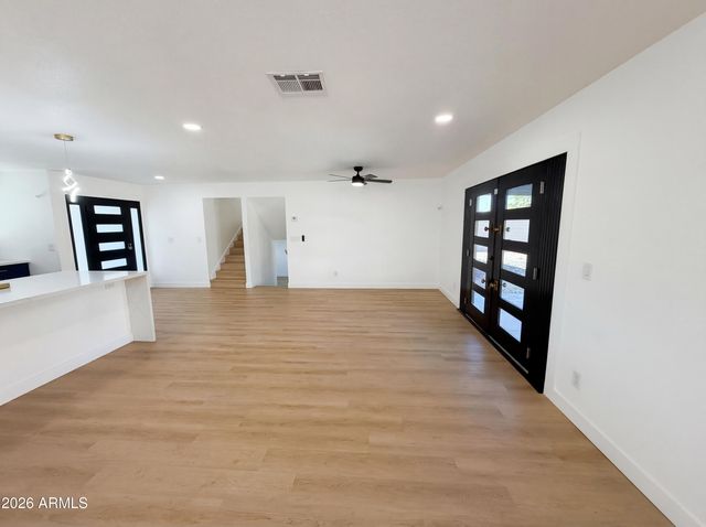 5524 N 39TH Avenue, Phoenix, AZ 85019