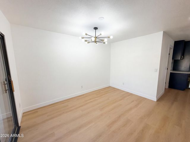 5524 N 39TH Avenue, Phoenix, AZ 85019