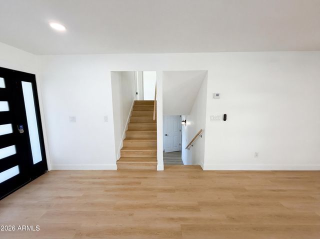 5524 N 39TH Avenue, Phoenix, AZ 85019