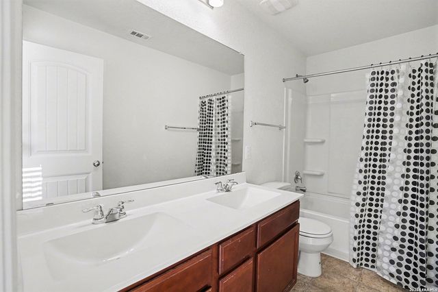 643 Anthem Ln, New Braunfels, TX 78132