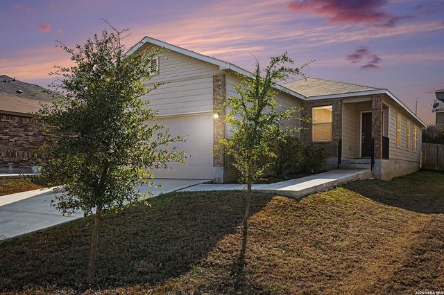 643 Anthem Ln, New Braunfels, TX 78132