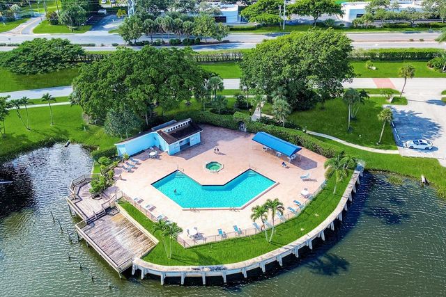 1150 NW 22ND Avenue, Delray Beach, FL 33445