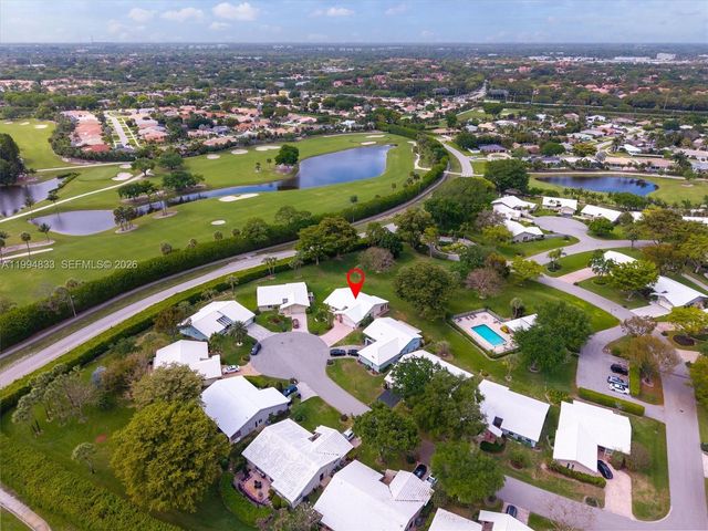 5669 Pinecrest Circle, Boca Raton, FL 33433