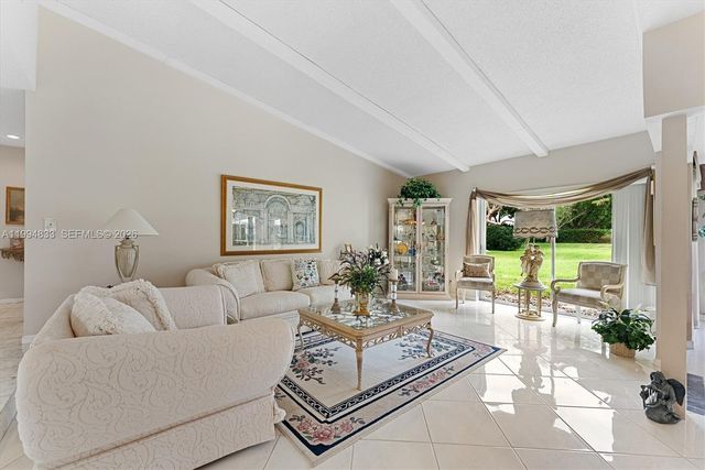5669 Pinecrest Circle, Boca Raton, FL 33433