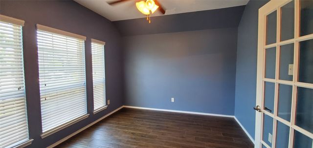 929 Lake Woodland Drive, Little Elm, TX 75068