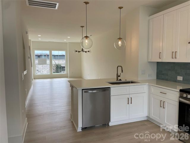 3011 Casting Street 10, Charlotte, NC 28206